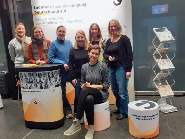 Team der Endometriose-Vereinigung Deutschland auf dem 15. Endometiose-Kongress Deutschsprachiger Länder in Saarbrücken