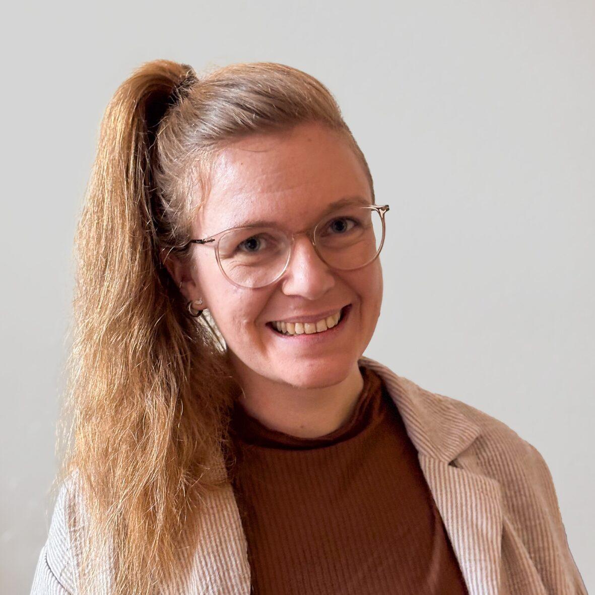       Regina Moroder
            